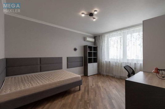 Оренда 4 кімнатні квартири, <a class="location-link" href="/kiev/" title="Недвижимость Київ">Київ</a>, <a class="location-link" href="/kiev/darnickij/" title="Недвижимость Дарницький район">Дарницький р-н</a>, Єлизавети Чавдар вул., 3 (изображение 14)