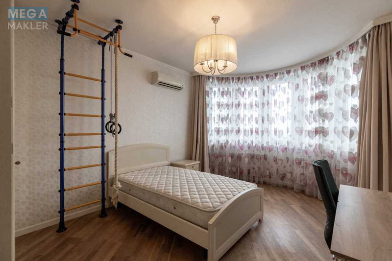 Оренда 4 кімнатні квартири, <a class="location-link" href="/kiev/" title="Недвижимость Київ">Київ</a>, <a class="location-link" href="/kiev/darnickij/" title="Недвижимость Дарницький район">Дарницький р-н</a>, Єлизавети Чавдар вул., 3 (изображение 15)