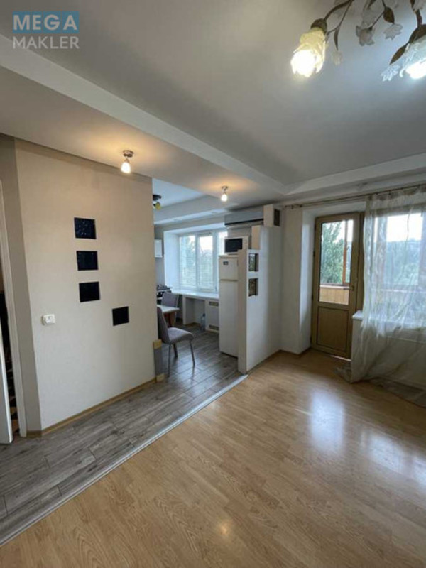 Продаж 2 кімнатної квартири (46/33/8), 5 пов. 9 пов. будинку, <a class="location-link" href="/kiev/" title="Недвижимость Київ">Київ</a>, <a class="location-link" href="/kiev/dneprovskij/" title="Недвижимость Дніпровський район">Дніпровський р-н</a>, Ентузіастів вул., 15 (изображение 3)