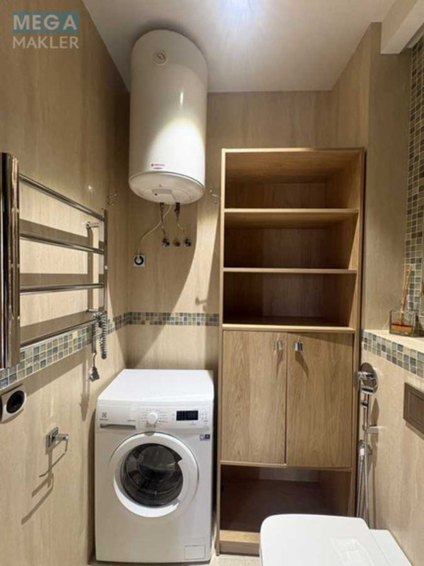 Оренда 1 кімнатної квартири, <a class="location-link" href="/kiev/" title="Недвижимость Київ">Київ</a>, <a class="location-link" href="/kiev/solomenskij/" title="Недвижимость Солом'янський район">Солом'янський р-н</a>, Дмитра Луценка вул., 6 (изображение 15)