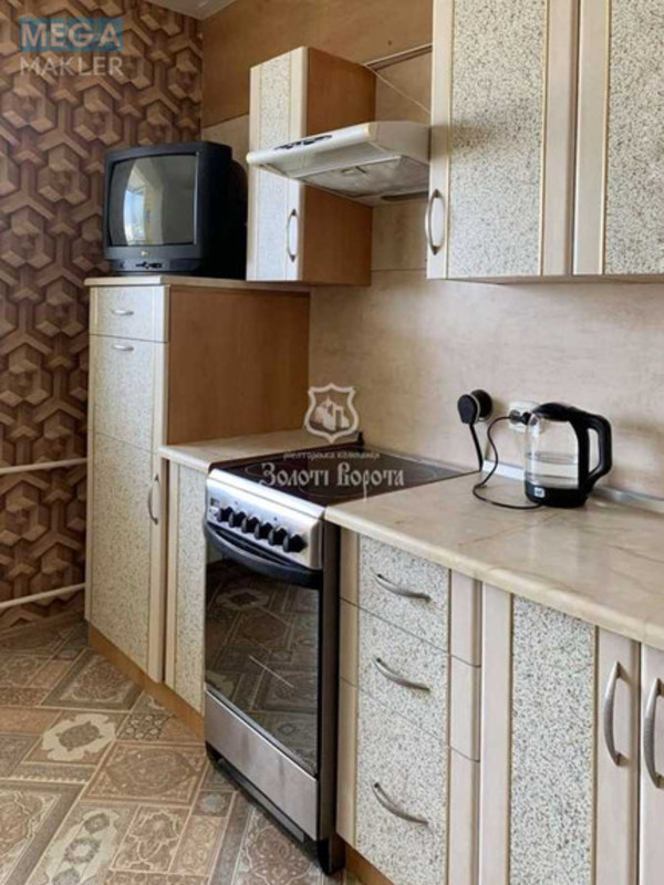 Продаж 1 кімнатної квартири (44,5/18/12), 18 пов. 18 пов. будинку, <a class="location-link" href="/kiev/" title="Недвижимость Київ">Київ</a>, <a class="location-link" href="/kiev/darnickij/" title="Недвижимость Дарницький район">Дарницький р-н</a>, Вишняківська вул., 19/19 (изображение 6)