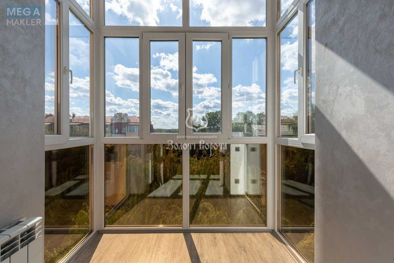 Продаж 2 кімнатної квартири (57,3/33,1/8,6), 4 пов. 4 пов. будинку, <a class="location-link" href="/kiev/" title="Недвижимость Київ">Київ</a>, <a class="location-link" href="/kiev/goloseevskij/" title="Недвижимость Голосіївський район">Голосіївський р-н</a>, Науки просп., 63 (изображение 3)