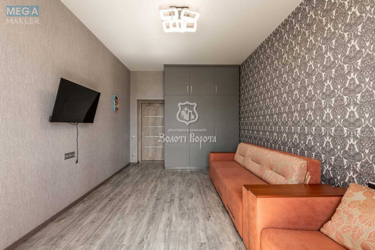 Продаж 2 кімнатної квартири (57,3/33,1/8,6), 4 пов. 4 пов. будинку, <a class="location-link" href="/kiev/" title="Недвижимость Київ">Київ</a>, <a class="location-link" href="/kiev/goloseevskij/" title="Недвижимость Голосіївський район">Голосіївський р-н</a>, Науки просп., 63 (изображение 4)