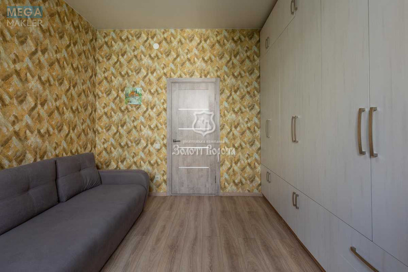 Продаж 2 кімнатної квартири (57,3/33,1/8,6), 4 пов. 4 пов. будинку, <a class="location-link" href="/kiev/" title="Недвижимость Київ">Київ</a>, <a class="location-link" href="/kiev/goloseevskij/" title="Недвижимость Голосіївський район">Голосіївський р-н</a>, Науки просп., 63 (изображение 7)