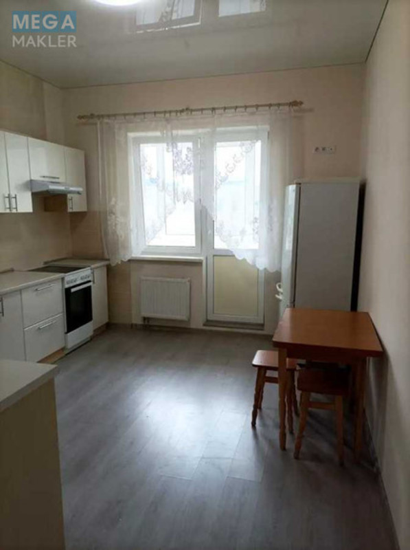 Продаж 2 кімнатної квартири (88/44/14), 8 пов. 35 пов. будинку, <a class="location-link" href="/kiev/" title="Недвижимость Київ">Київ</a>, <a class="location-link" href="/kiev/dneprovskij/" title="Недвижимость Дніпровський район">Дніпровський р-н</a>, Харківське шосе, 19а (изображение 4)