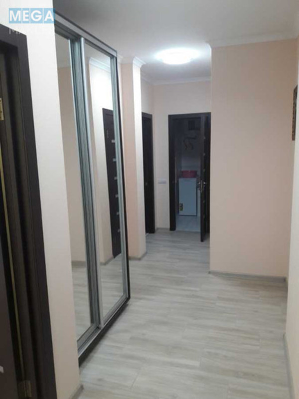 Оренда 2 кімнатної квартири, <a class="location-link" href="/kiev/" title="Недвижимость Київ">Київ</a>, <a class="location-link" href="/kiev/shevchenkovskij/" title="Недвижимость Шевченківський район">Шевченківський р-н</a>, Коперника ул., 3 (изображение 10)