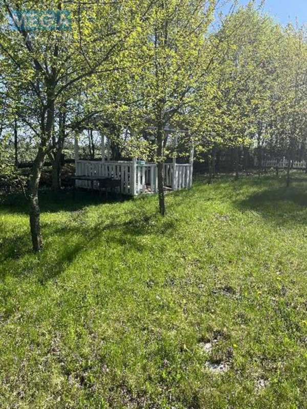 Продаж дома, 1&nbsp; поверх, 211&nbsp;кв.м, 2&nbsp;кімнати, ділянка 13&nbsp;соток, <a class="location-link" href="/poradovka/" title="Недвижимость Порадівка">Порадівка</a>, Озерний Хутірець, 15 (изображение 2)