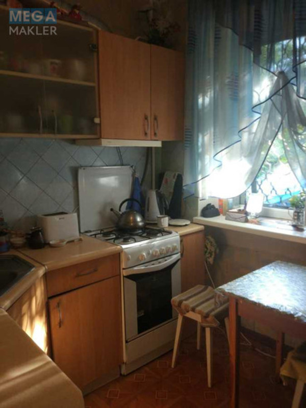 Оренда кімнати (підселення), <a class="location-link" href="/odessa/" title="Недвижимость Одеса">Одеса</a>, <a class="location-link" href="/odessa/primorskij/" title="Недвижимость Приморський район">Приморський р-н</a>, Среднефонтанская, 47/51 (изображение 3)