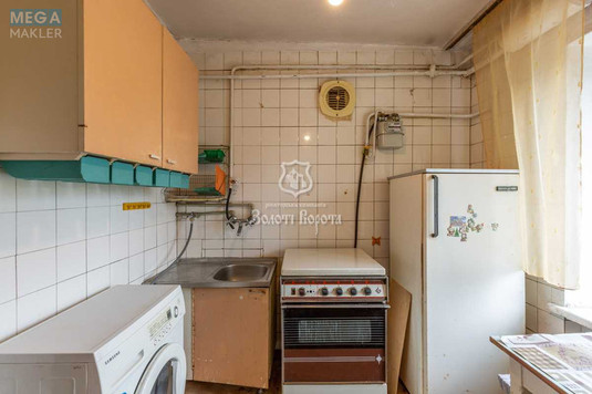 Продаж 2 кімнатної квартири (45,9/29/6,9), 5 пов. 5 пов. будинку, <a class="location-link" href="/kiev/" title="Недвижимость Київ">Київ</a>, <a class="location-link" href="/kiev/dneprovskij/" title="Недвижимость Дніпровський район">Дніпровський р-н</a>, Будівельників вул., 12 (изображение 6)