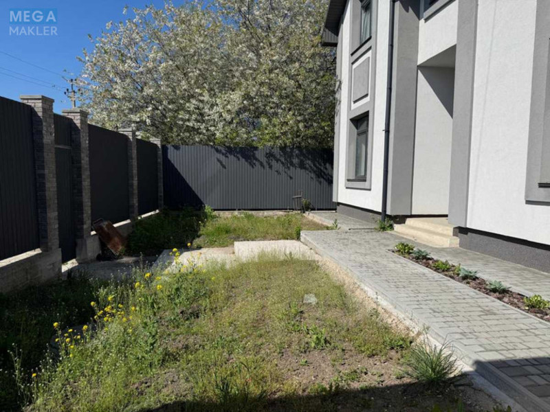 Продаж дома, 2&nbsp;поверху, 248&nbsp;кв.м, 5&nbsp;кімнат, ділянка 10&nbsp;соток, <a class="location-link" href="/gnedin/" title="Недвижимость Гнідін">Гнідин</a>, Городня (изображение 3)