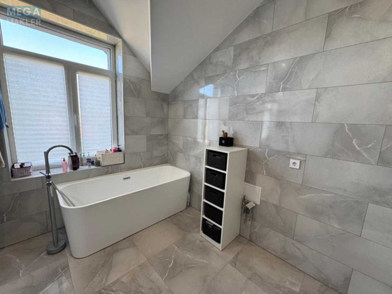 Продаж дома, 2&nbsp;поверху, 248&nbsp;кв.м, 5&nbsp;кімнат, ділянка 10&nbsp;соток, <a class="location-link" href="/gnedin/" title="Недвижимость Гнідін">Гнідин</a>, Городня (изображение 17)