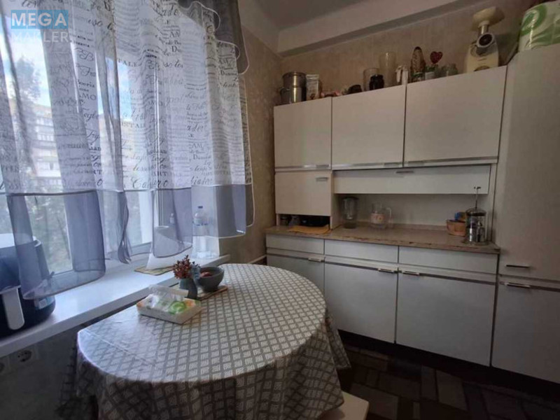 Продаж 2 кімнатної квартири (46/29/7), 5 пов. 5 пов. будинку, <a class="location-link" href="/kiev/" title="Недвижимость Київ">Київ</a>, <a class="location-link" href="/kiev/desnyanskij/" title="Недвижимость Деснянський район">Деснянський р-н</a>, Мілютенка вул., 26А (изображение 2)