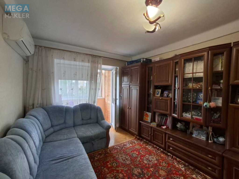 Продаж 2 кімнатної квартири (46/29/7), 5 пов. 5 пов. будинку, <a class="location-link" href="/kiev/" title="Недвижимость Київ">Київ</a>, <a class="location-link" href="/kiev/desnyanskij/" title="Недвижимость Деснянський район">Деснянський р-н</a>, Мілютенка вул., 26А (изображение 4)