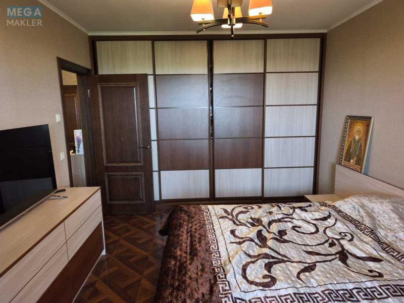Новобудова, 25 поверхів, <a class="location-link" href="/kiev/" title="Недвижимость Київ">Київ</a>, <a class="location-link" href="/kiev/darnickij/" title="Недвижимость Дарницький район">Дарницький р-н</a>, Здолбунівська вул., 13 (изображение 13)