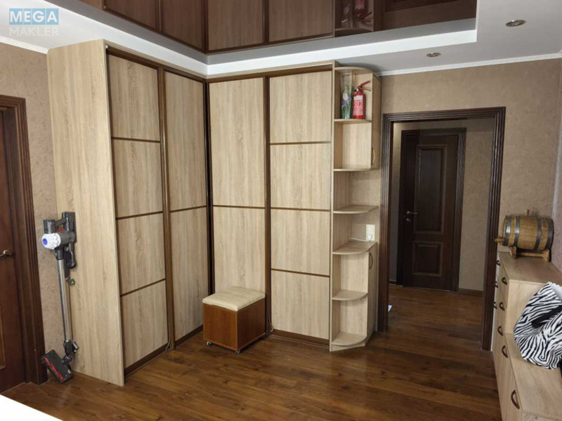 Новобудова, 25 поверхів, <a class="location-link" href="/kiev/" title="Недвижимость Київ">Київ</a>, <a class="location-link" href="/kiev/darnickij/" title="Недвижимость Дарницький район">Дарницький р-н</a>, Здолбунівська вул., 13 (изображение 16)