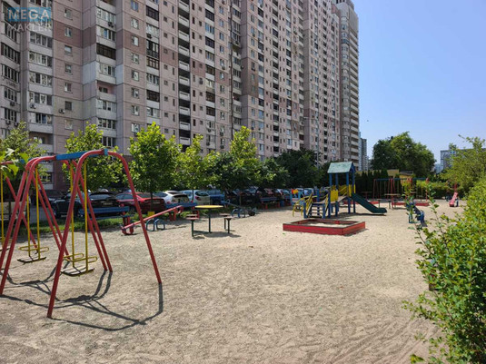 Новобудова, 25 поверхів, <a class="location-link" href="/kiev/" title="Недвижимость Київ">Київ</a>, <a class="location-link" href="/kiev/darnickij/" title="Недвижимость Дарницький район">Дарницький р-н</a>, Здолбунівська вул., 13 (изображение 23)