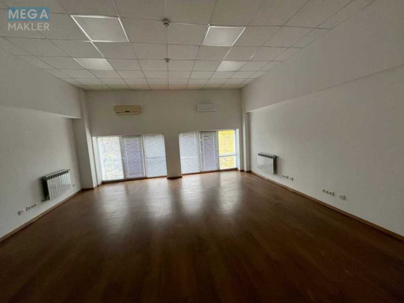 Оренда комерційної нерухомості, 375&nbsp;кв.м, под офис, <a class="location-link" href="/kiev/" title="Недвижимость Київ">Київ</a>, <a class="location-link" href="/kiev/dneprovskij/" title="Недвижимость Дніпровський район">Дніпровський р-н</a>, Евгения Сверстюка ул., 11 (изображение 5)