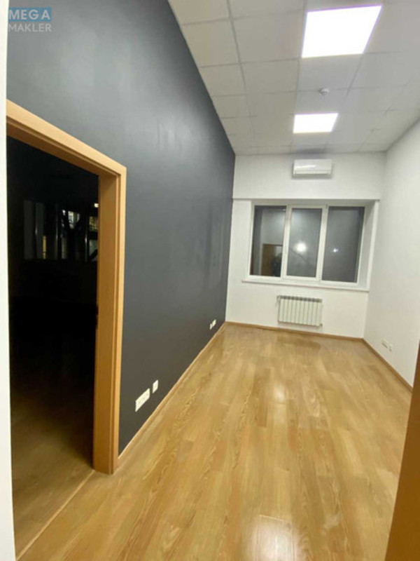 Оренда комерційної нерухомості, 58&nbsp;кв.м, под офис, <a class="location-link" href="/kiev/" title="Недвижимость Київ">Київ</a>, <a class="location-link" href="/kiev/dneprovskij/" title="Недвижимость Дніпровський район">Дніпровський р-н</a>, Евгения Сверстюка ул., 11 (изображение 7)
