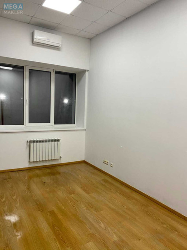 Оренда комерційної нерухомості, 58&nbsp;кв.м, под офис, <a class="location-link" href="/kiev/" title="Недвижимость Київ">Київ</a>, <a class="location-link" href="/kiev/dneprovskij/" title="Недвижимость Дніпровський район">Дніпровський р-н</a>, Евгения Сверстюка ул., 11 (изображение 9)