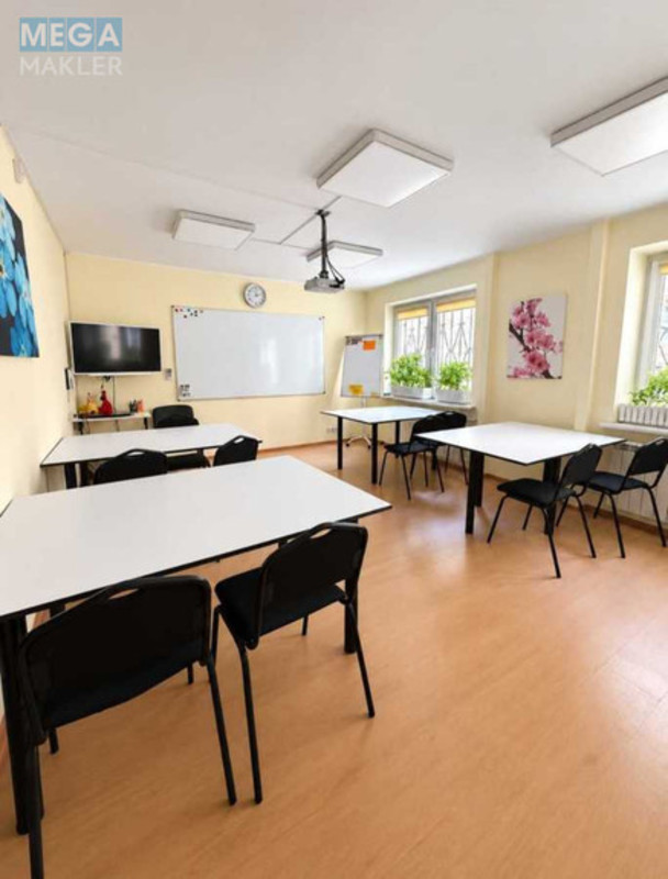 Продаж комерційної нерухомості, 110&nbsp;кв.м, под офис, <a class="location-link" href="/kiev/" title="Недвижимость Київ">Київ</a>, <a class="location-link" href="/kiev/podolskij/" title="Недвижимость Подільський район">Подільський р-н</a>, Еленовская ул., 8 (изображение 4)