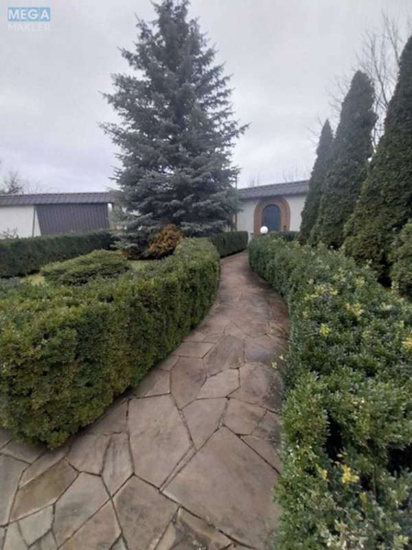 Продаж дома, 2&nbsp;поверху, 265&nbsp;кв.м, 5&nbsp;кімнат, ділянка 10&nbsp;соток, <a class="location-link" href="/kiev/" title="Недвижимость Київ">Київ</a>, <a class="location-link" href="/kiev/goloseevskij/" title="Недвижимость Голосіївський район">Голосіївський р-н</a>, Вітавська вул. (изображение 5)