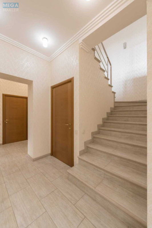 Продаж дома, 2&nbsp;поверху, 250&nbsp;кв.м, 5&nbsp;кімнат, ділянка 10&nbsp;соток, <a class="location-link" href="/vyshgorod/" title="Недвижимость Вишгород">Вишгород</a>, Полунична (изображение 19)