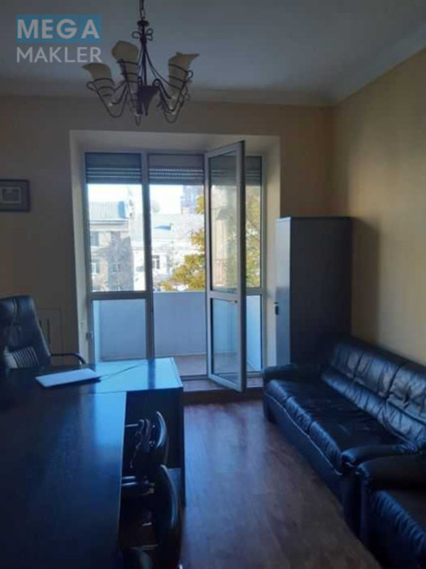 Продаж 4 кімнатної квартири (173/125/25), 5 пов. 5 пов. будинку, <a class="location-link" href="/kiev/" title="Недвижимость Київ">Київ</a>, <a class="location-link" href="/kiev/pecherskij/" title="Недвижимость Печерський район">Печерський р-н</a>, Інститутська вул., 22/7 (изображение 2)