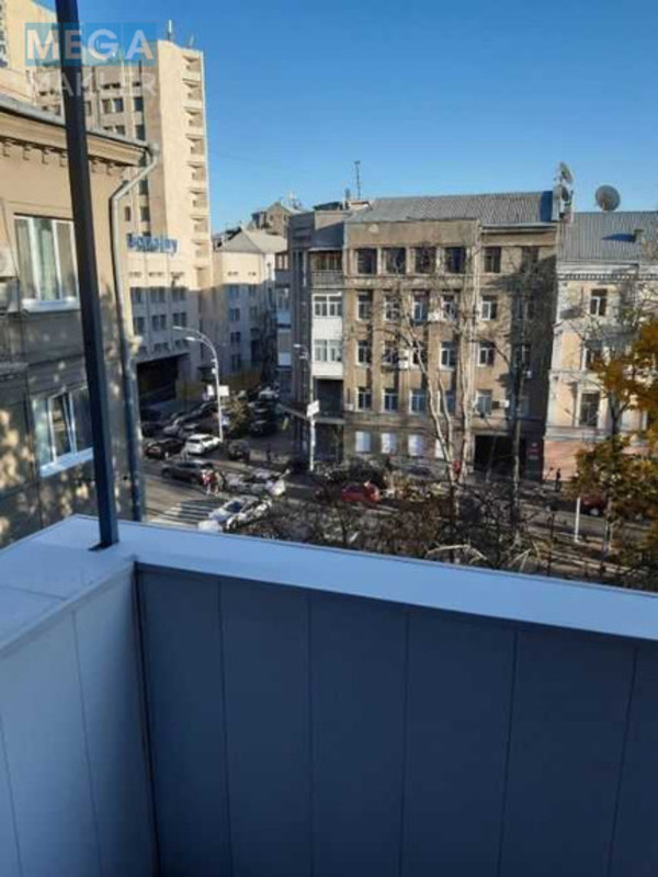 Продаж 4 кімнатної квартири (173/125/25), 5 пов. 5 пов. будинку, <a class="location-link" href="/kiev/" title="Недвижимость Київ">Київ</a>, <a class="location-link" href="/kiev/pecherskij/" title="Недвижимость Печерський район">Печерський р-н</a>, Інститутська вул., 22/7 (изображение 5)