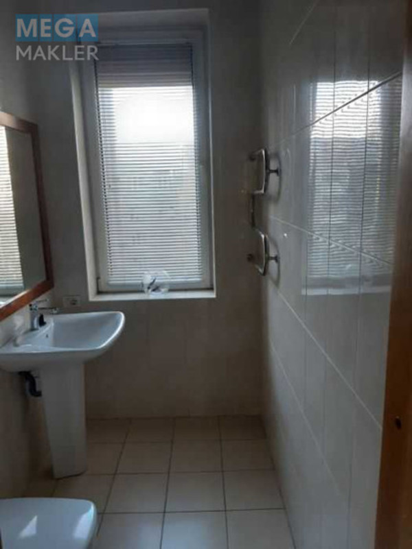 Продаж 4 кімнатної квартири (173/125/25), 5 пов. 5 пов. будинку, <a class="location-link" href="/kiev/" title="Недвижимость Київ">Київ</a>, <a class="location-link" href="/kiev/pecherskij/" title="Недвижимость Печерський район">Печерський р-н</a>, Інститутська вул., 22/7 (изображение 8)