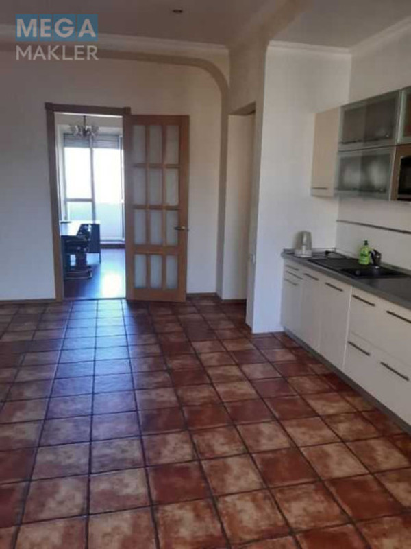 Продаж 4 кімнатної квартири (173/125/25), 5 пов. 5 пов. будинку, <a class="location-link" href="/kiev/" title="Недвижимость Київ">Київ</a>, <a class="location-link" href="/kiev/pecherskij/" title="Недвижимость Печерський район">Печерський р-н</a>, Інститутська вул., 22/7 (изображение 13)