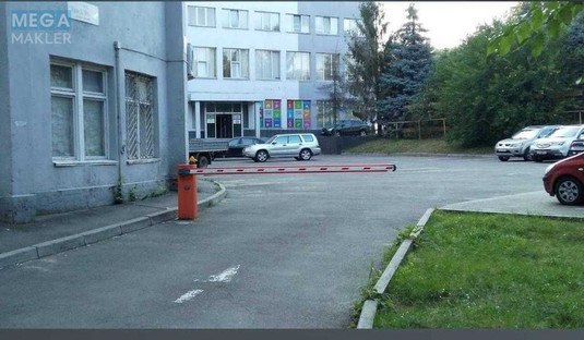 Продаж комерційної нерухомості, 206&nbsp;кв.м, под офис, <a class="location-link" href="/kiev/" title="Недвижимость Київ">Київ</a>, <a class="location-link" href="/kiev/solomenskij/" title="Недвижимость Солом'янський район">Солом'янський р-н</a>, Вацлава Гавела бульв., 16а (изображение 3)