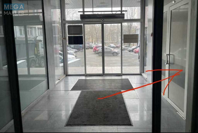 Продаж комерційної нерухомості, 206&nbsp;кв.м, под офис, <a class="location-link" href="/kiev/" title="Недвижимость Київ">Київ</a>, <a class="location-link" href="/kiev/solomenskij/" title="Недвижимость Солом'янський район">Солом'янський р-н</a>, Вацлава Гавела бульв., 16а (изображение 5)