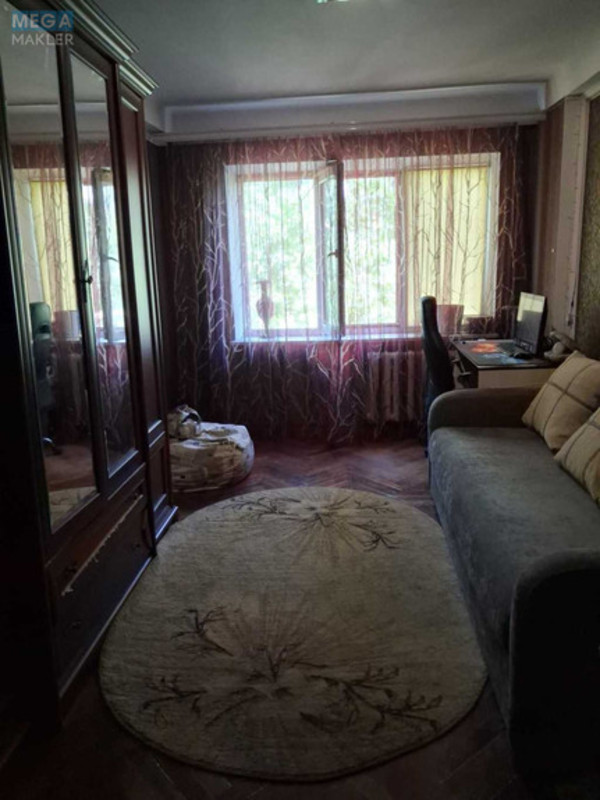Продаж 3 кімнатної квартири (60/?/8), 5 пов. 5 пов. будинку, <a class="location-link" href="/kiev/" title="Недвижимость Київ">Київ</a>, <a class="location-link" href="/kiev/shevchenkovskij/" title="Недвижимость Шевченківський район">Шевченківський р-н</a>, Салютна вул. (изображение 13)