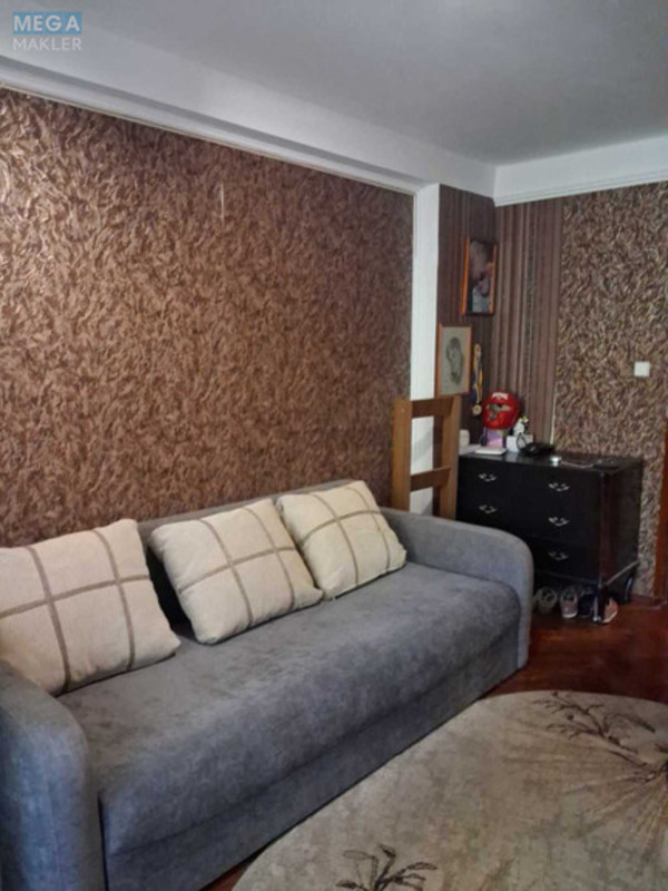 Продаж 3 кімнатної квартири (60/?/8), 5 пов. 5 пов. будинку, <a class="location-link" href="/kiev/" title="Недвижимость Київ">Київ</a>, <a class="location-link" href="/kiev/shevchenkovskij/" title="Недвижимость Шевченківський район">Шевченківський р-н</a>, Салютна вул. (изображение 14)