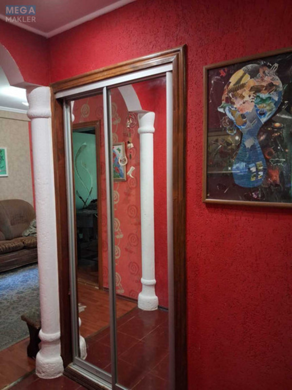 Продаж 3 кімнатної квартири (60/?/8), 5 пов. 5 пов. будинку, <a class="location-link" href="/kiev/" title="Недвижимость Київ">Київ</a>, <a class="location-link" href="/kiev/shevchenkovskij/" title="Недвижимость Шевченківський район">Шевченківський р-н</a>, Салютна вул. (изображение 19)