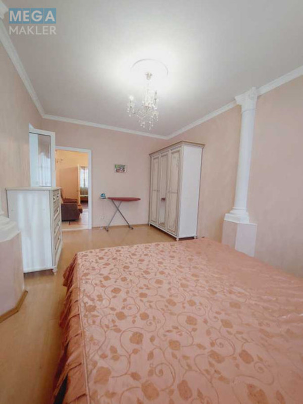 Оренда 3 кімнатної квартири, <a class="location-link" href="/chajki-selo-kv/" title="Недвижимость Чайки">Чайки</a>, Лобановского (изображение 2)