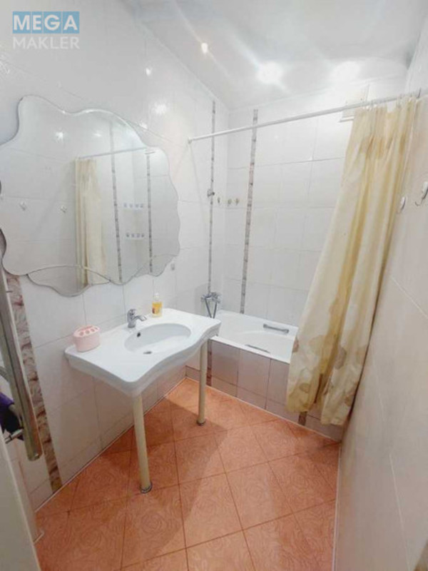 Оренда 3 кімнатної квартири, <a class="location-link" href="/chajki-selo-kv/" title="Недвижимость Чайки">Чайки</a>, Лобановского (изображение 10)