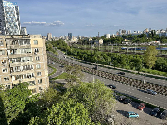 Продаж 3 кімнатної квартири (59/40/8), 9 пов. 9 пов. будинку, <a class="location-link" href="/kiev/" title="Недвижимость Київ">Київ</a>, <a class="location-link" href="/kiev/shevchenkovskij/" title="Недвижимость Шевченківський район">Шевченківський р-н</a>, Борщагівська вул., 4 (изображение 22)