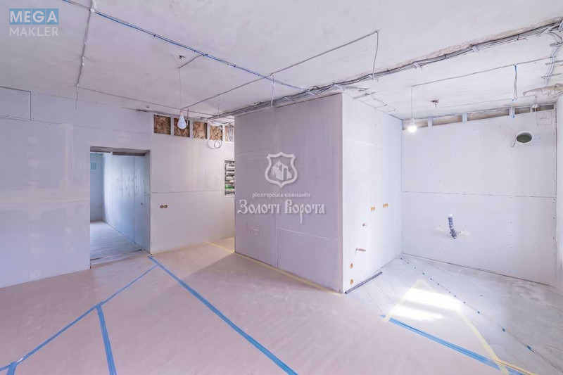 Продаж 2 кімнатної квартири (44/25/8), 5 пов. 5 пов. будинку, <a class="location-link" href="/kiev/" title="Недвижимость Київ">Київ</a>, <a class="location-link" href="/kiev/darnickij/" title="Недвижимость Дарницький район">Дарницький р-н</a>, Привокзальна вул., 10/1 (изображение 6)
