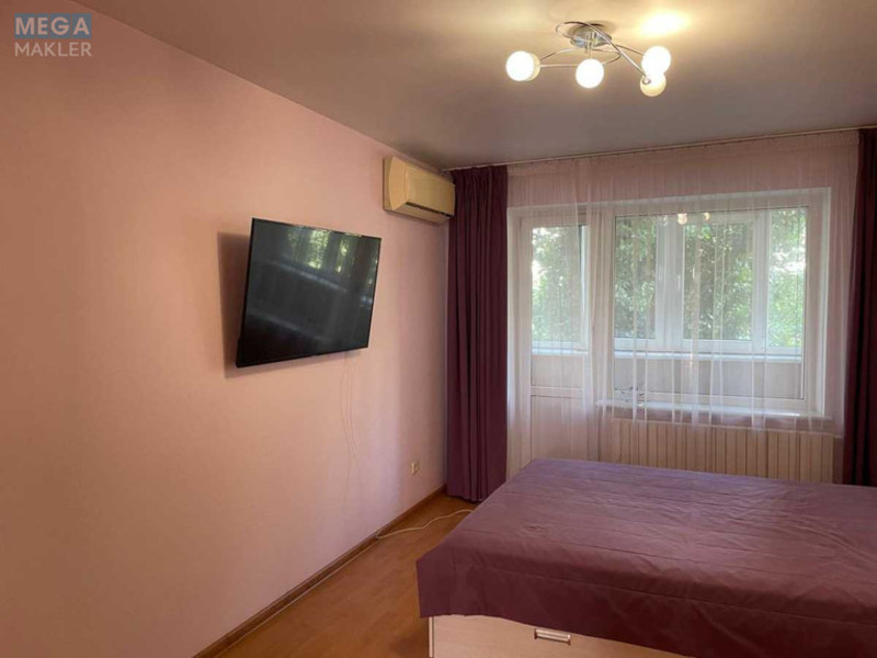 Продаж 3 кімнатної квартири (63/30/25), 4 пов. 9 пов. будинку, <a class="location-link" href="/dnepropetrovsk/" title="Недвижимость Дніпра">Дніпро</a>, Набережна Перемоги, 98 (изображение 6)