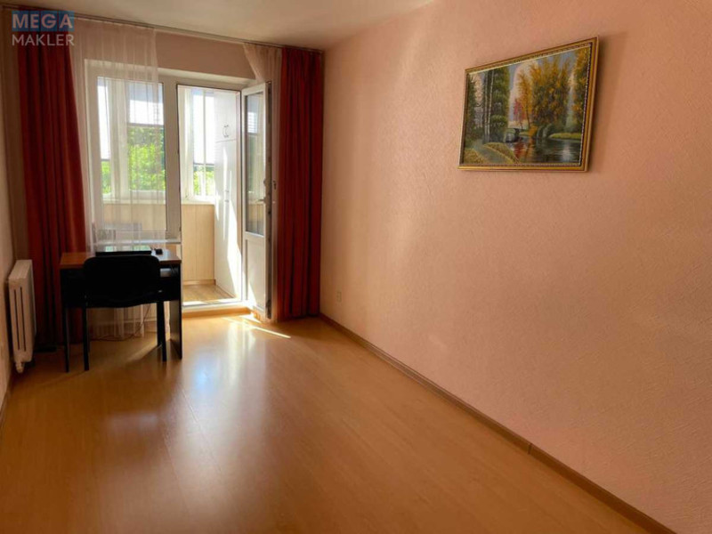 Продаж 3 кімнатної квартири (63/30/25), 4 пов. 9 пов. будинку, <a class="location-link" href="/dnepropetrovsk/" title="Недвижимость Дніпра">Дніпро</a>, Набережна Перемоги, 98 (изображение 7)