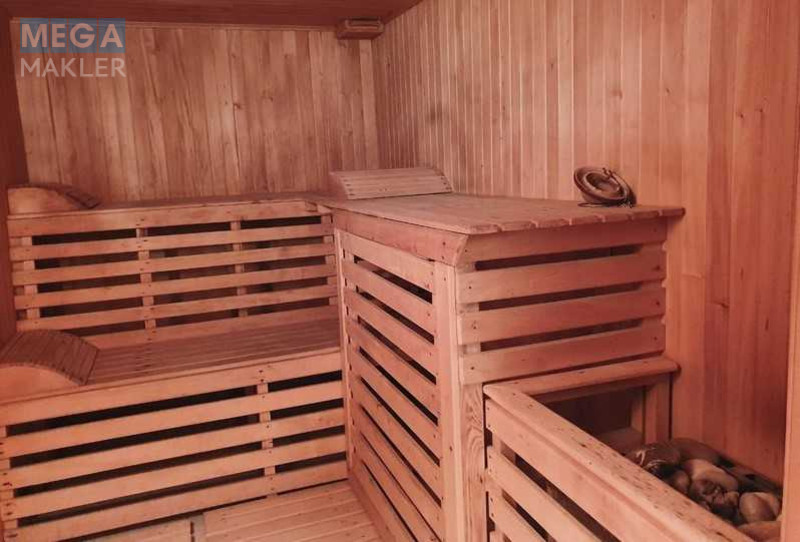 Продаж дома, 2&nbsp;поверху, 336&nbsp;кв.м, 4&nbsp;кімнати, ділянка 13&nbsp;соток, <a class="location-link" href="/dnepropetrovsk/" title="Недвижимость Дніпра">Дніпро</a>, Латвийская (изображение 10)