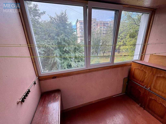 Оренда 3 кімнатної квартири, <a class="location-link" href="/kiev/" title="Недвижимость Київ">Київ</a>, <a class="location-link" href="/kiev/svyatoshinskij/" title="Недвижимость Святошинський район">Святошинський р-н</a>, Жолудєва вул., 4В (изображение 9)