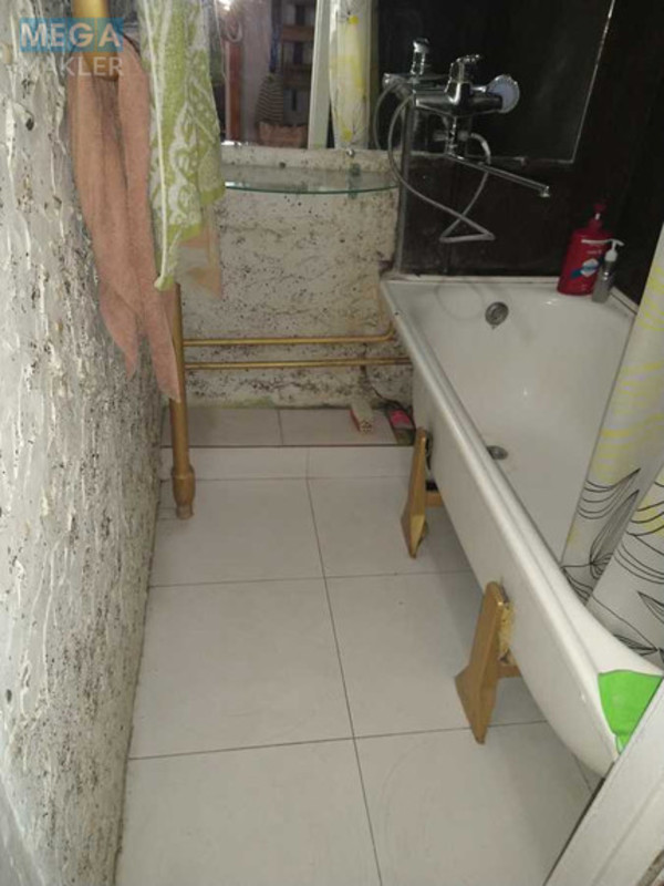 Оренда 1 кімнатної квартири, <a class="location-link" href="/kiev/" title="Недвижимость Київ">Київ</a>, <a class="location-link" href="/kiev/desnyanskij/" title="Недвижимость Деснянський район">Деснянський р-н</a>, Братиславська вул. (изображение 15)