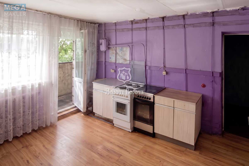 Продаж 8 кімнатної квартири (19,6/?/?), 4 пов. 9 пов. будинку, <a class="location-link" href="/kiev/" title="Недвижимость Київ">Київ</a>, <a class="location-link" href="/kiev/podolskij/" title="Недвижимость Подільський район">Подільський р-н</a>, Світлицького вул., 24а (изображение 3)