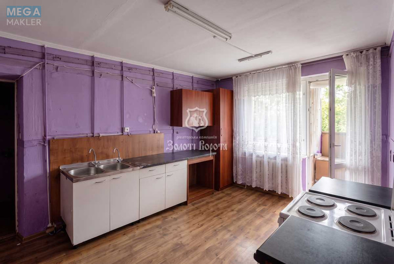 Продаж 8 кімнатної квартири (19,6/?/?), 4 пов. 9 пов. будинку, <a class="location-link" href="/kiev/" title="Недвижимость Київ">Київ</a>, <a class="location-link" href="/kiev/podolskij/" title="Недвижимость Подільський район">Подільський р-н</a>, Світлицького вул., 24а (изображение 4)
