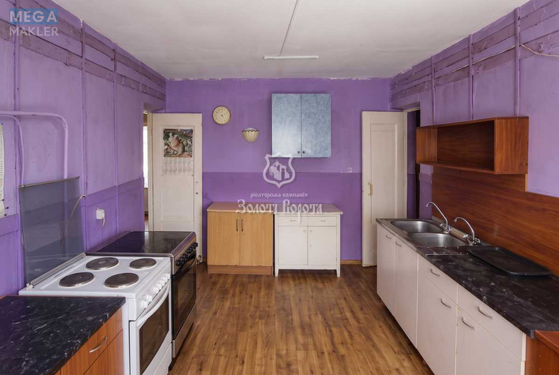 Продаж 8 кімнатної квартири (19,6/?/?), 4 пов. 9 пов. будинку, <a class="location-link" href="/kiev/" title="Недвижимость Київ">Київ</a>, <a class="location-link" href="/kiev/podolskij/" title="Недвижимость Подільський район">Подільський р-н</a>, Світлицького вул., 24а (изображение 5)