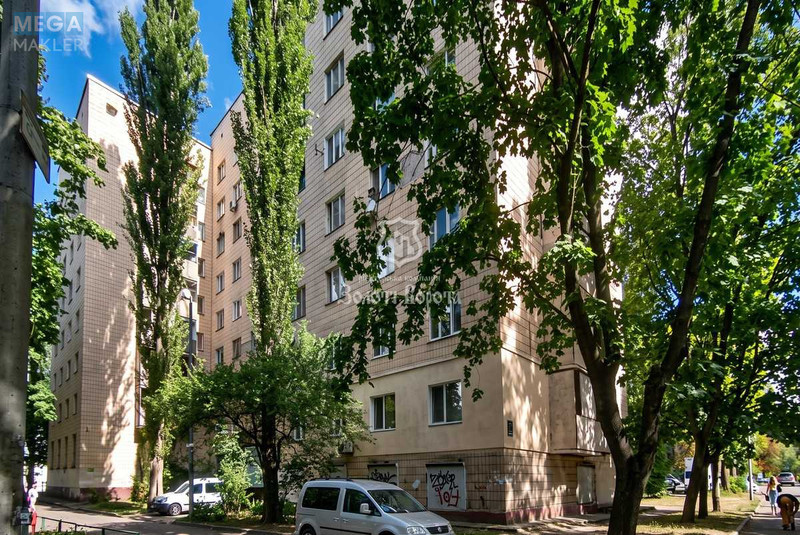 Продаж 8 кімнатної квартири (19,6/?/?), 4 пов. 9 пов. будинку, <a class="location-link" href="/kiev/" title="Недвижимость Київ">Київ</a>, <a class="location-link" href="/kiev/podolskij/" title="Недвижимость Подільський район">Подільський р-н</a>, Світлицького вул., 24а (изображение 10)