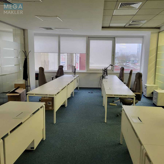 Оренда комерційної нерухомості, 373,41&nbsp;кв.м, под офис, <a class="location-link" href="/kiev/" title="Недвижимость Київ">Київ</a>, <a class="location-link" href="/kiev/dneprovskij/" title="Недвижимость Дніпровський район">Дніпровський р-н</a>, Євгена Сверстюка вул., 2А (изображение 4)