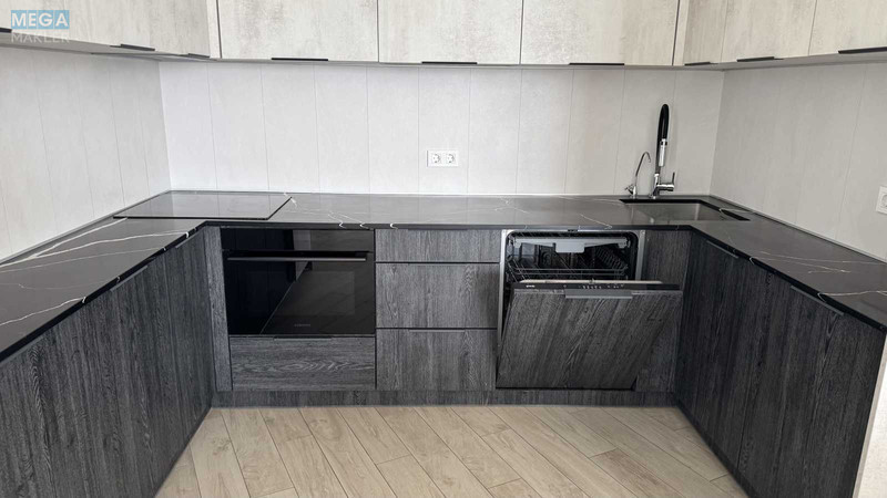 Продаж 2 кімнатної квартири (135/?/?), 23 пов. 25 пов. будинку, <a class="location-link" href="/kiev/" title="Недвижимость Київ">Київ</a>, <a class="location-link" href="/kiev/pecherskij/" title="Недвижимость Печерський район">Печерський р-н</a>, Михайла Бойчука вул., 41А (изображение 15)